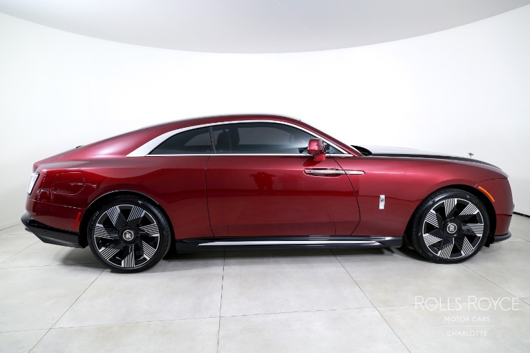 Used-2024-Rolls-Royce-Spectre