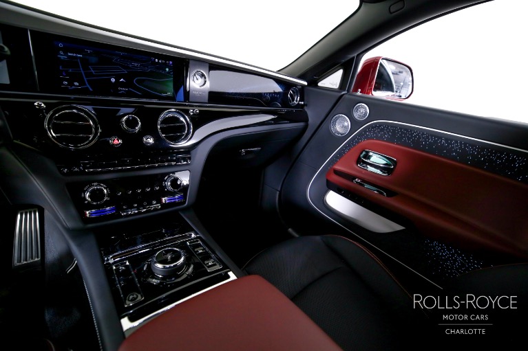Used-2024-Rolls-Royce-Spectre