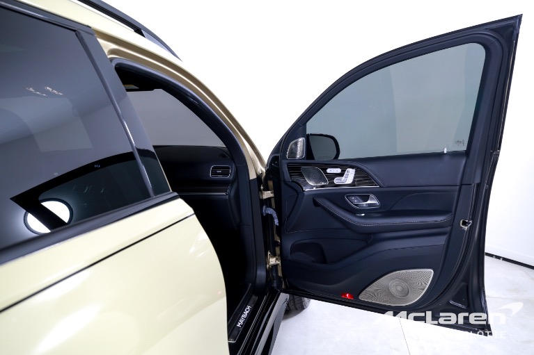 Used-2023-Mercedes-Benz-GLS-Mercedes-Maybach-GLS-600-4MATIC