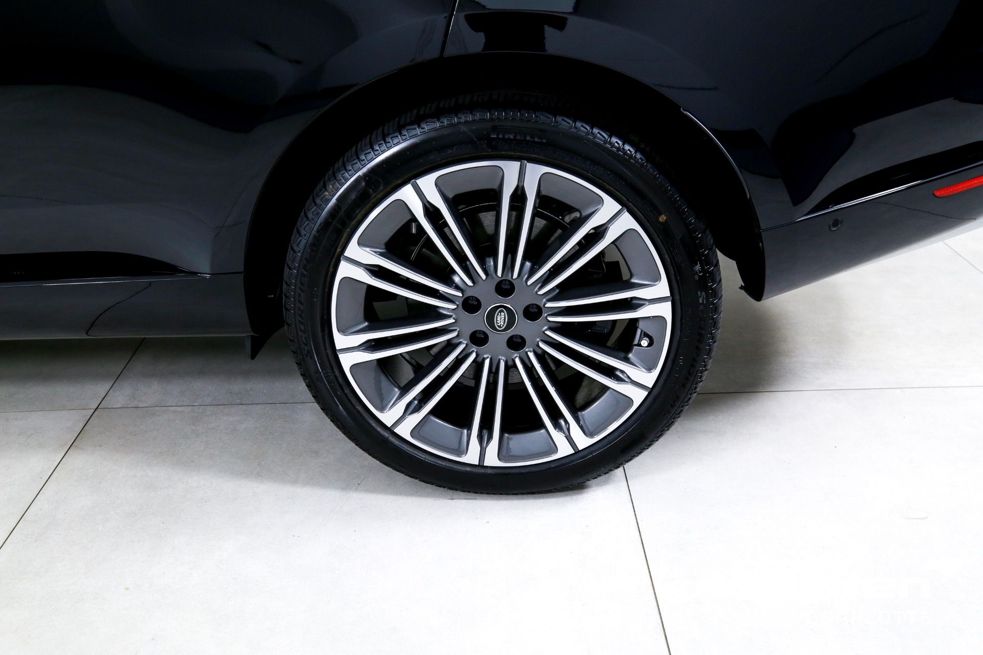 Used 2025 Land Rover Range Rover P530 Autobiography LWB | Charlotte, NC
