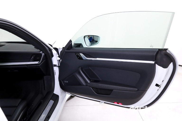 Used-2020-Porsche-911-Carrera