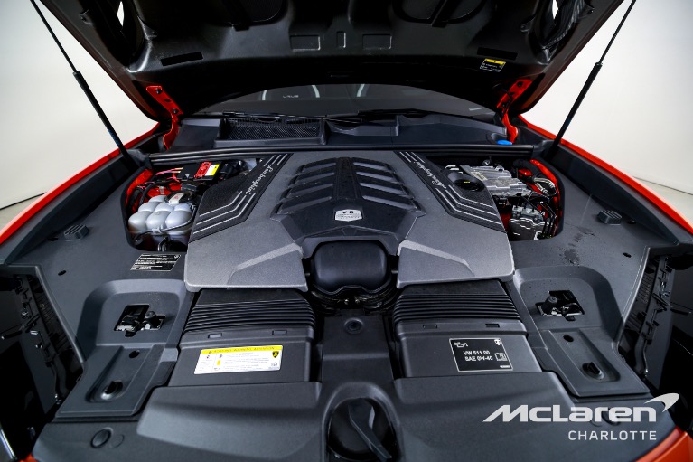 Used-2023-Lamborghini-Urus-Performante