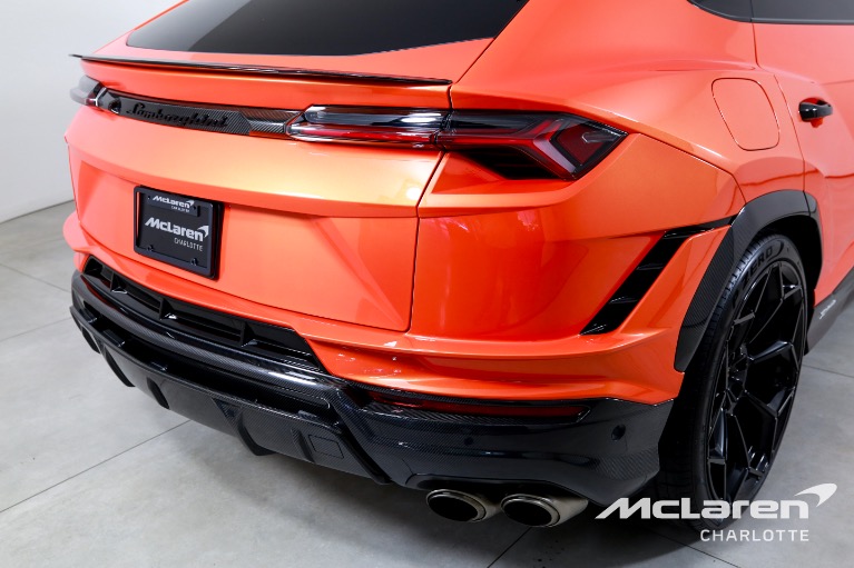 Used-2023-Lamborghini-Urus-Performante