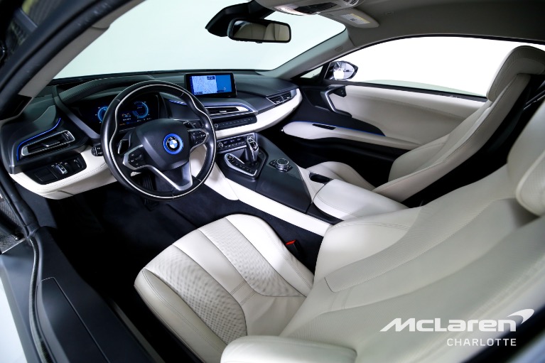 Used-2016-BMW-i8