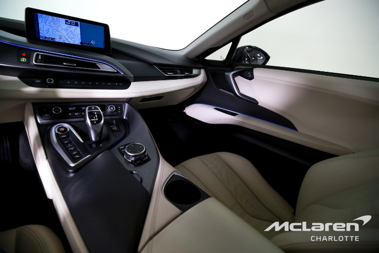Used-2016-BMW-i8