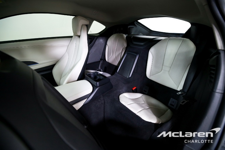 Used-2016-BMW-i8