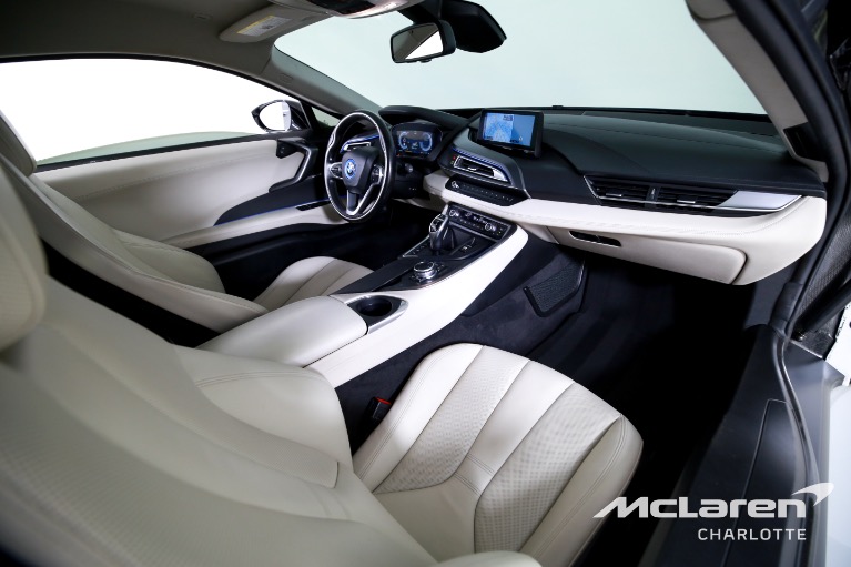 Used-2016-BMW-i8