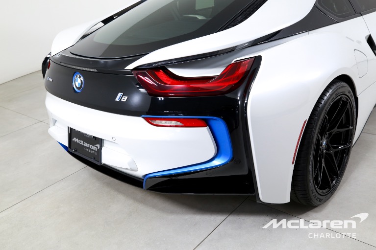 Used-2016-BMW-i8