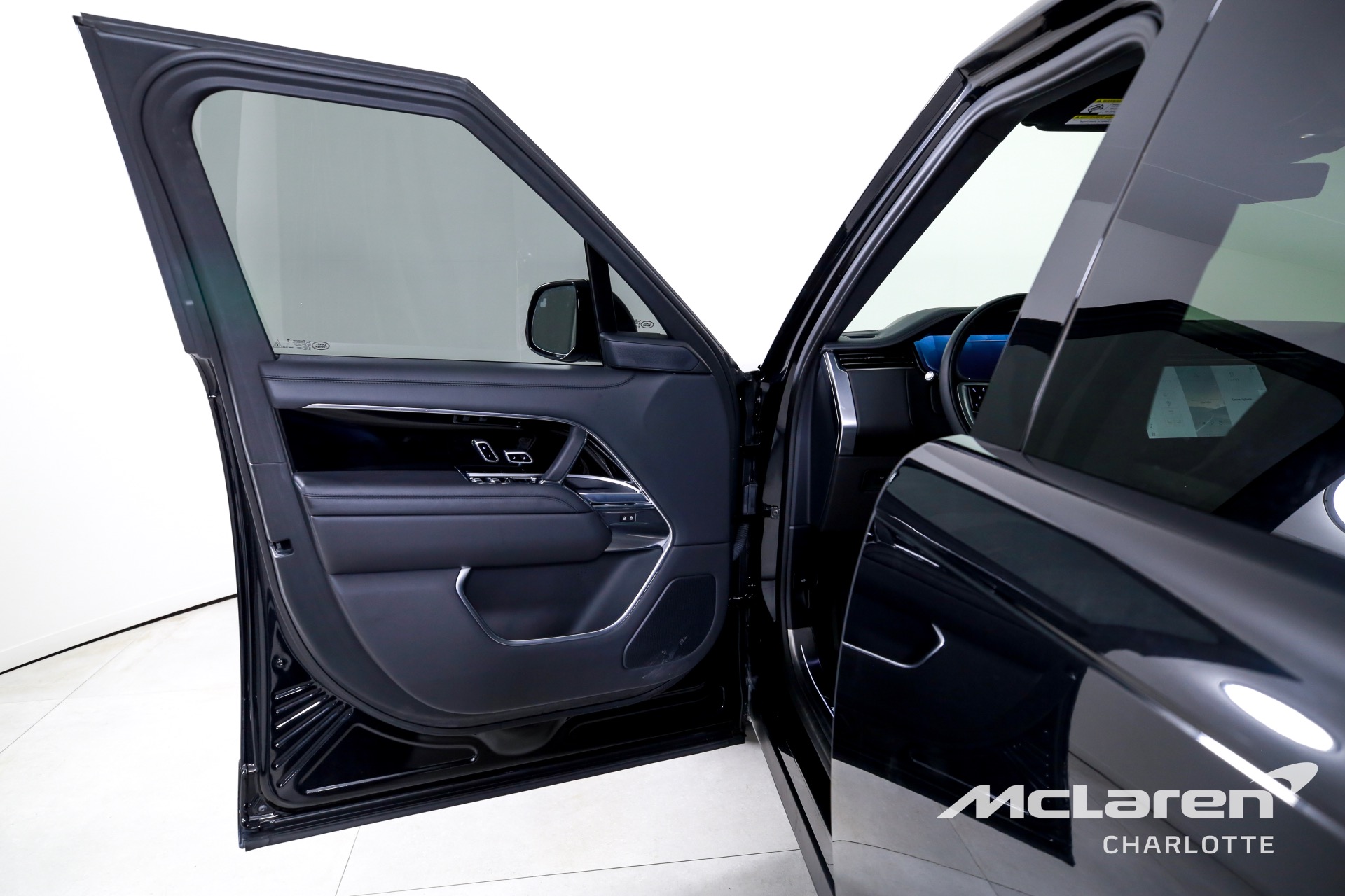 Used 2024 Land Rover Range Rover P530 SE | Charlotte, NC