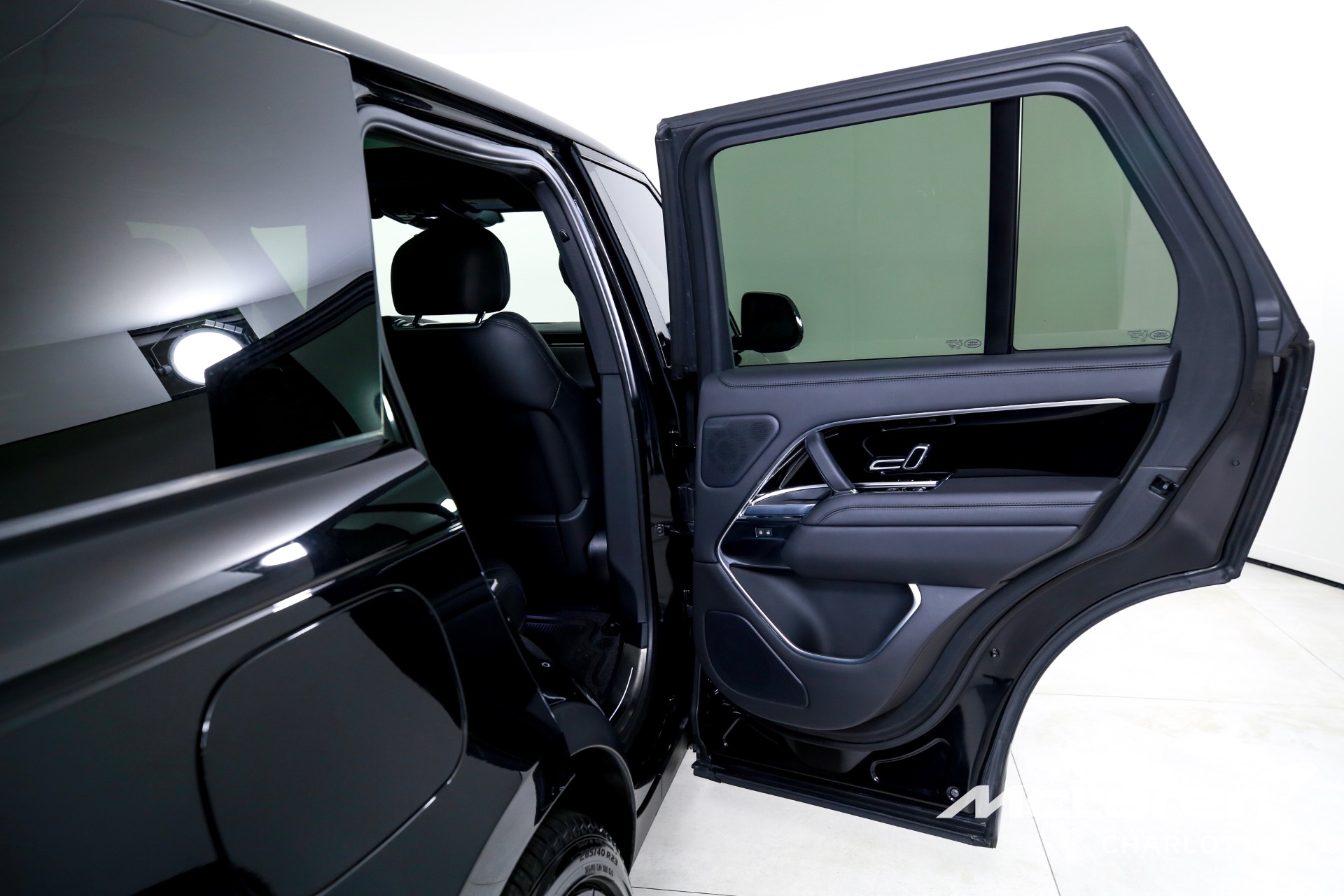 Used 2024 Land Rover Range Rover P530 SE | Charlotte, NC