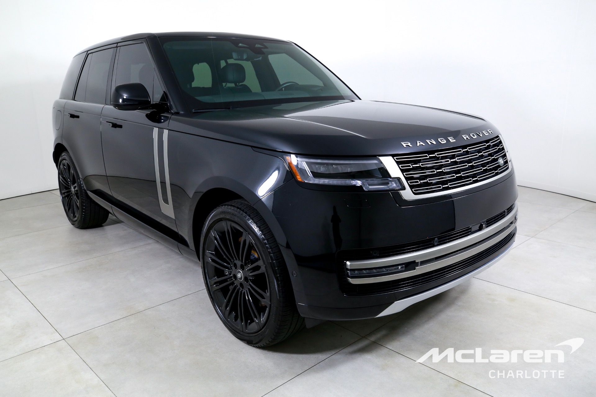 Used 2024 Land Rover Range Rover P530 SE | Charlotte, NC