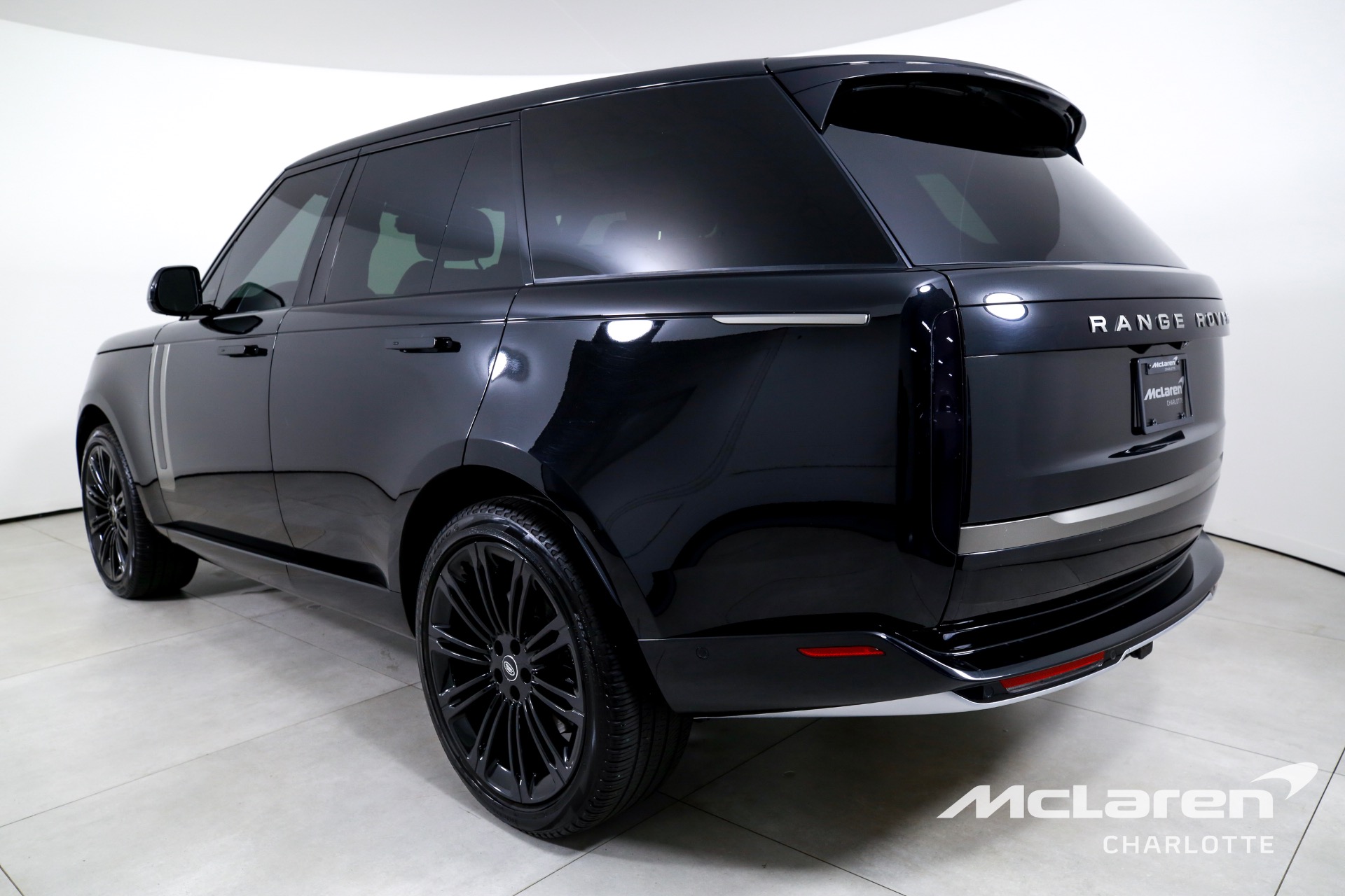 Used 2024 Land Rover Range Rover P530 SE | Charlotte, NC