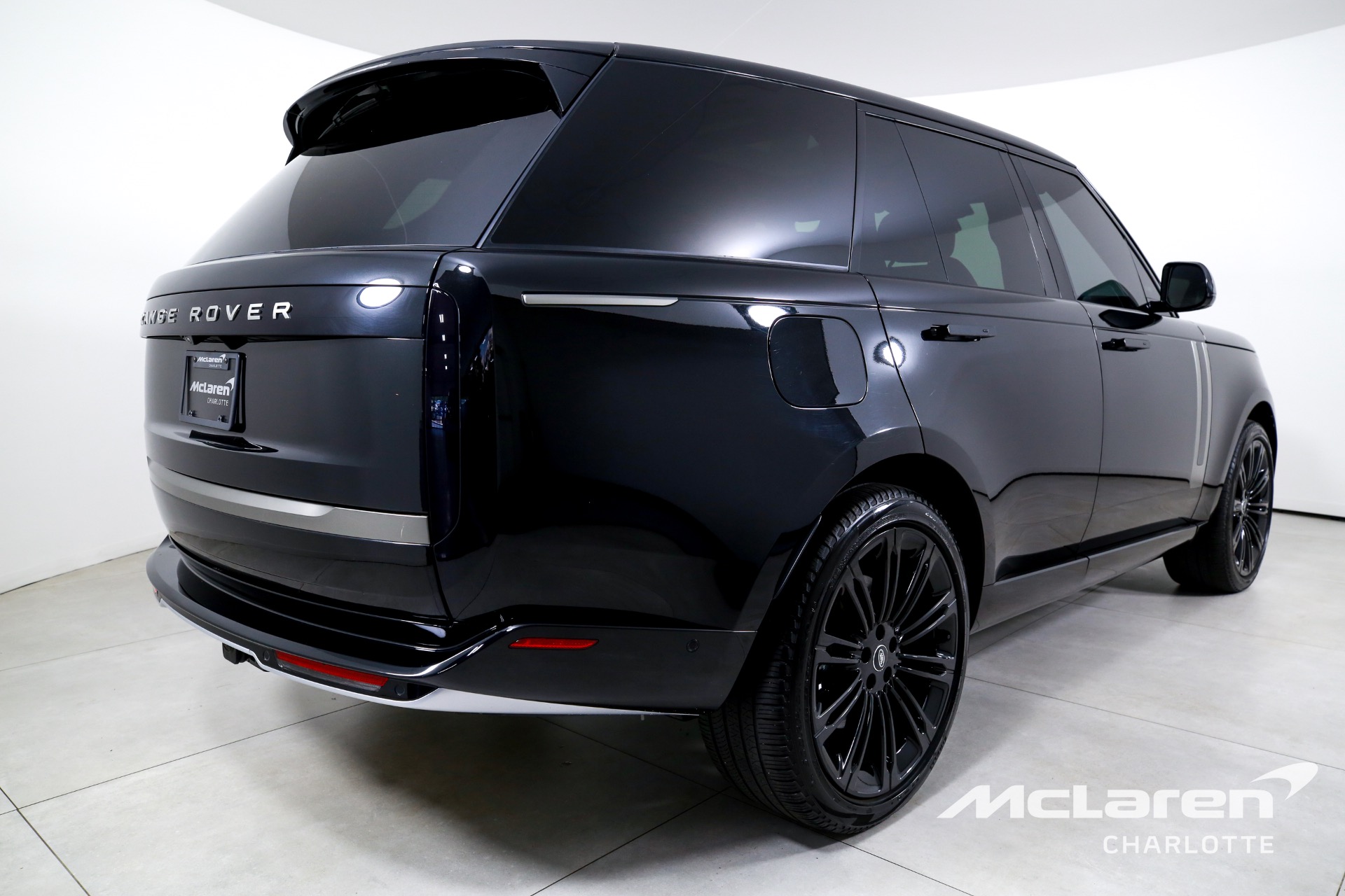 Used 2024 Land Rover Range Rover P530 SE | Charlotte, NC