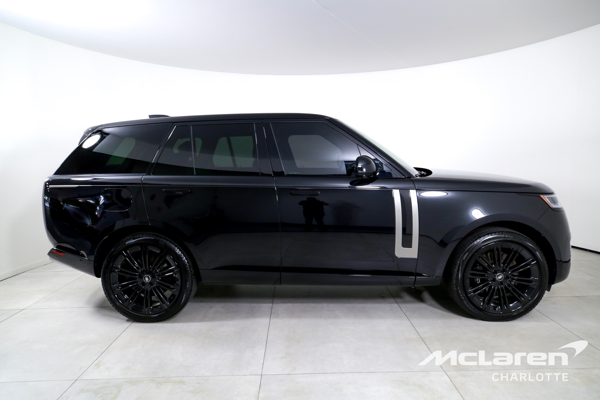 Used 2024 Land Rover Range Rover P530 SE | Charlotte, NC