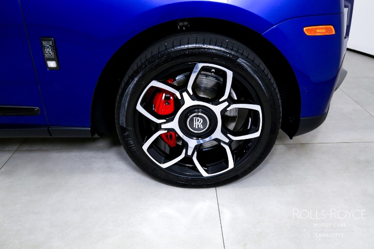Used-2024-Rolls-Royce-Black-Badge-Cullinan