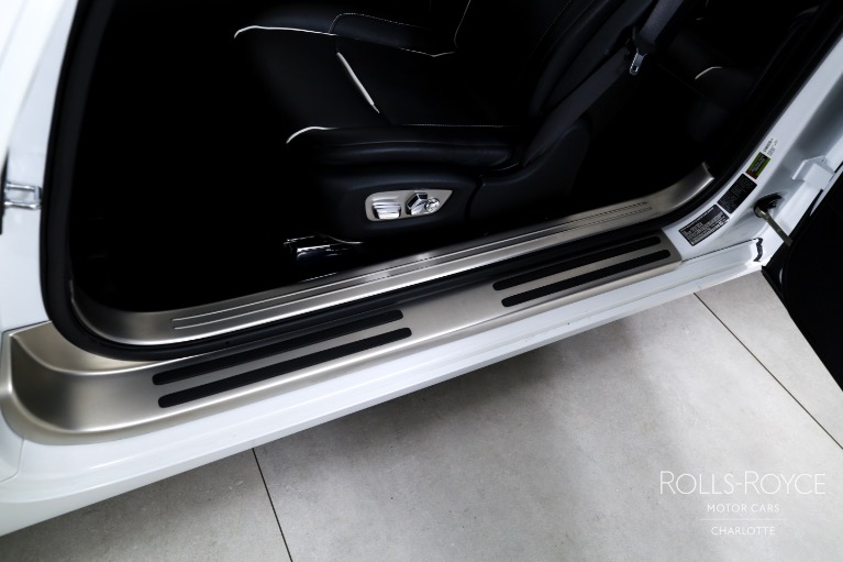 Used-2018-Rolls-Royce-Dawn