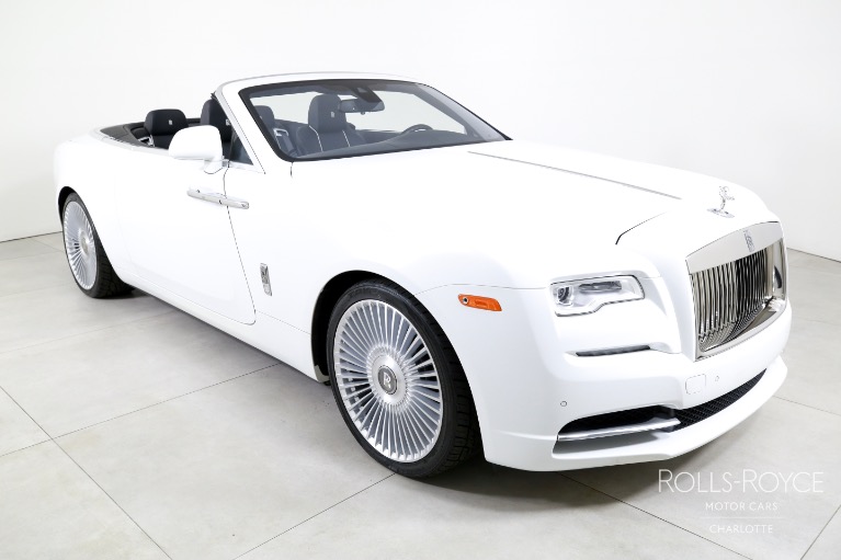Used-2018-Rolls-Royce-Dawn