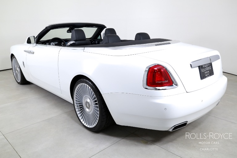 Used-2018-Rolls-Royce-Dawn