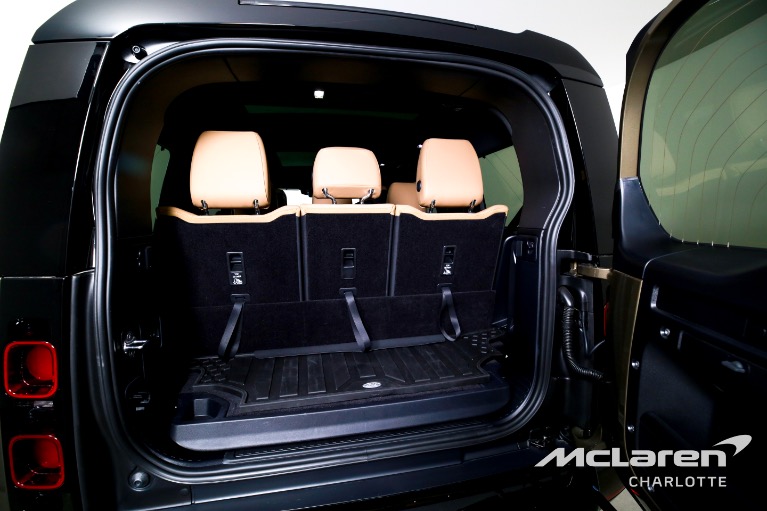Used-2025-Land-Rover-Defender-130-P400-X-Dynamic-SE