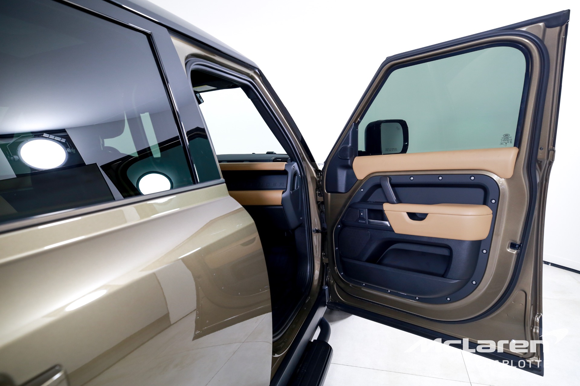 Used 2025 Land Rover Defender 130 P400 X-Dynamic SE | Charlotte, NC