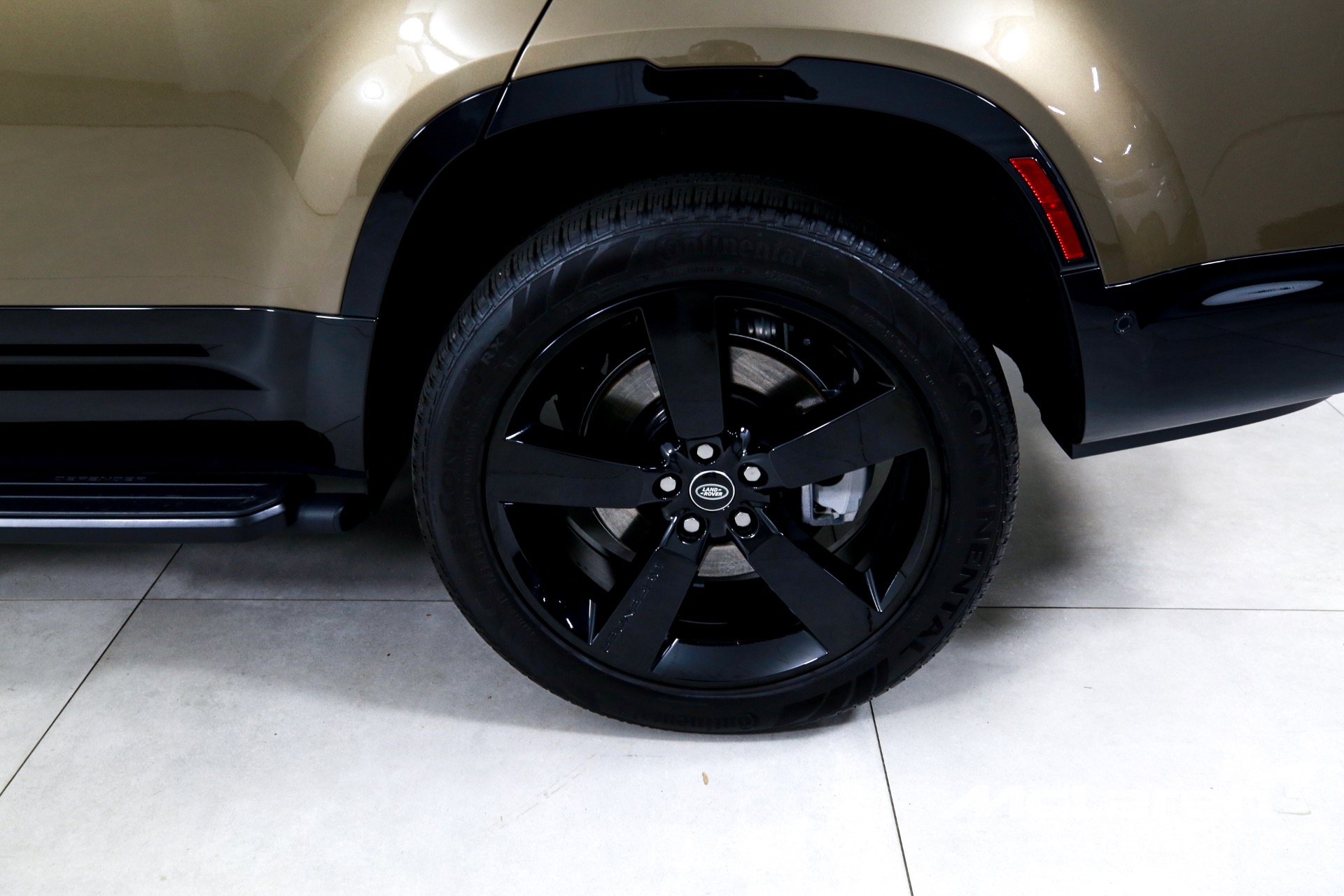Used 2025 Land Rover Defender 130 P400 X-Dynamic SE | Charlotte, NC