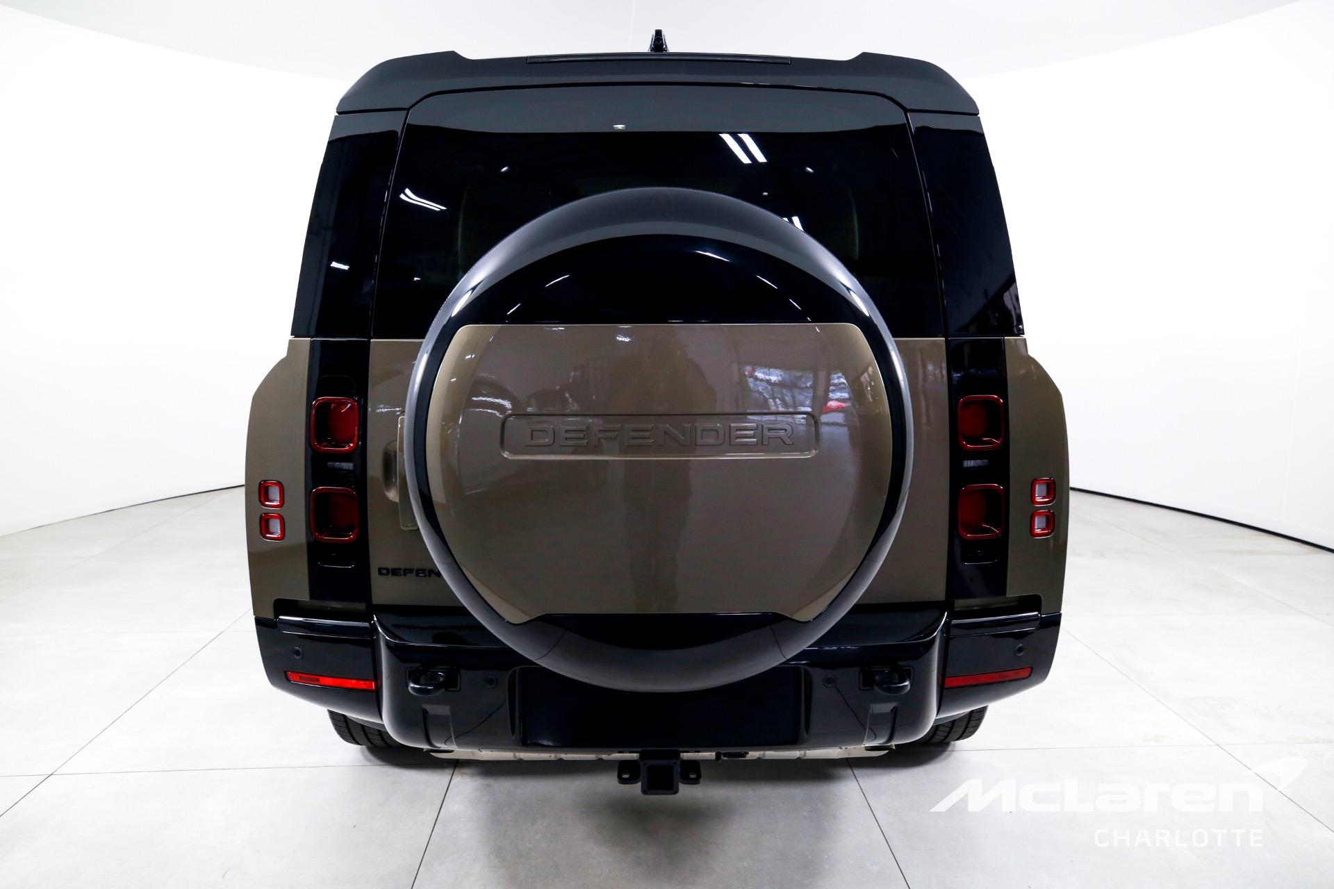 Used 2025 Land Rover Defender 130 P400 X-Dynamic SE | Charlotte, NC