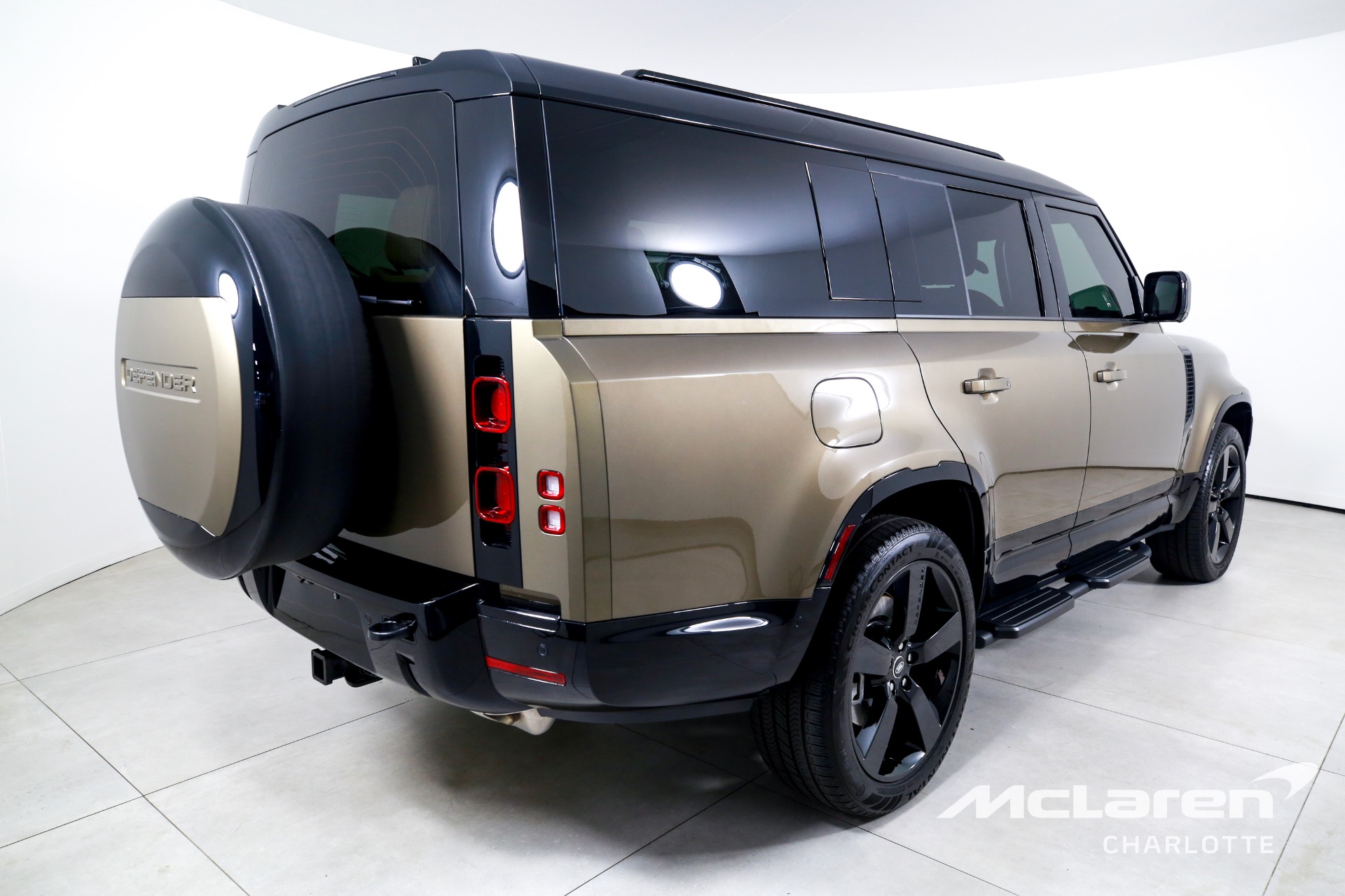 Used 2025 Land Rover Defender 130 P400 X-Dynamic SE | Charlotte, NC