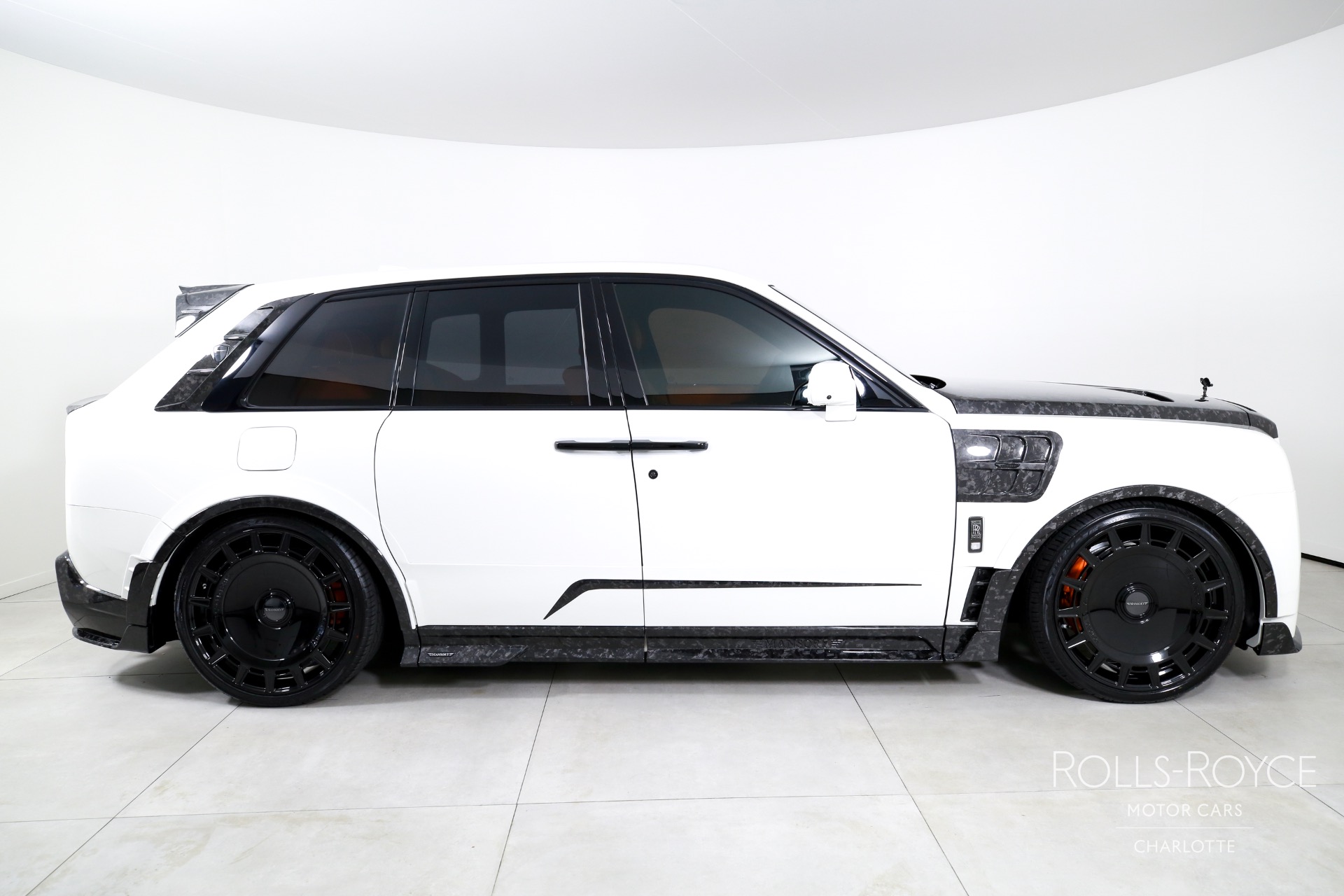 New 2025 Rolls-Royce Black Badge Cullinan | Charlotte, NC
