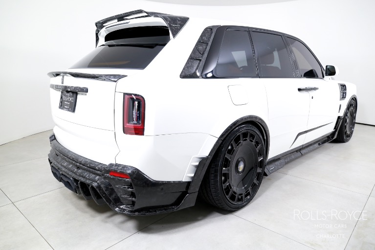 New-2025-Rolls-Royce-Black-Badge-Cullinan