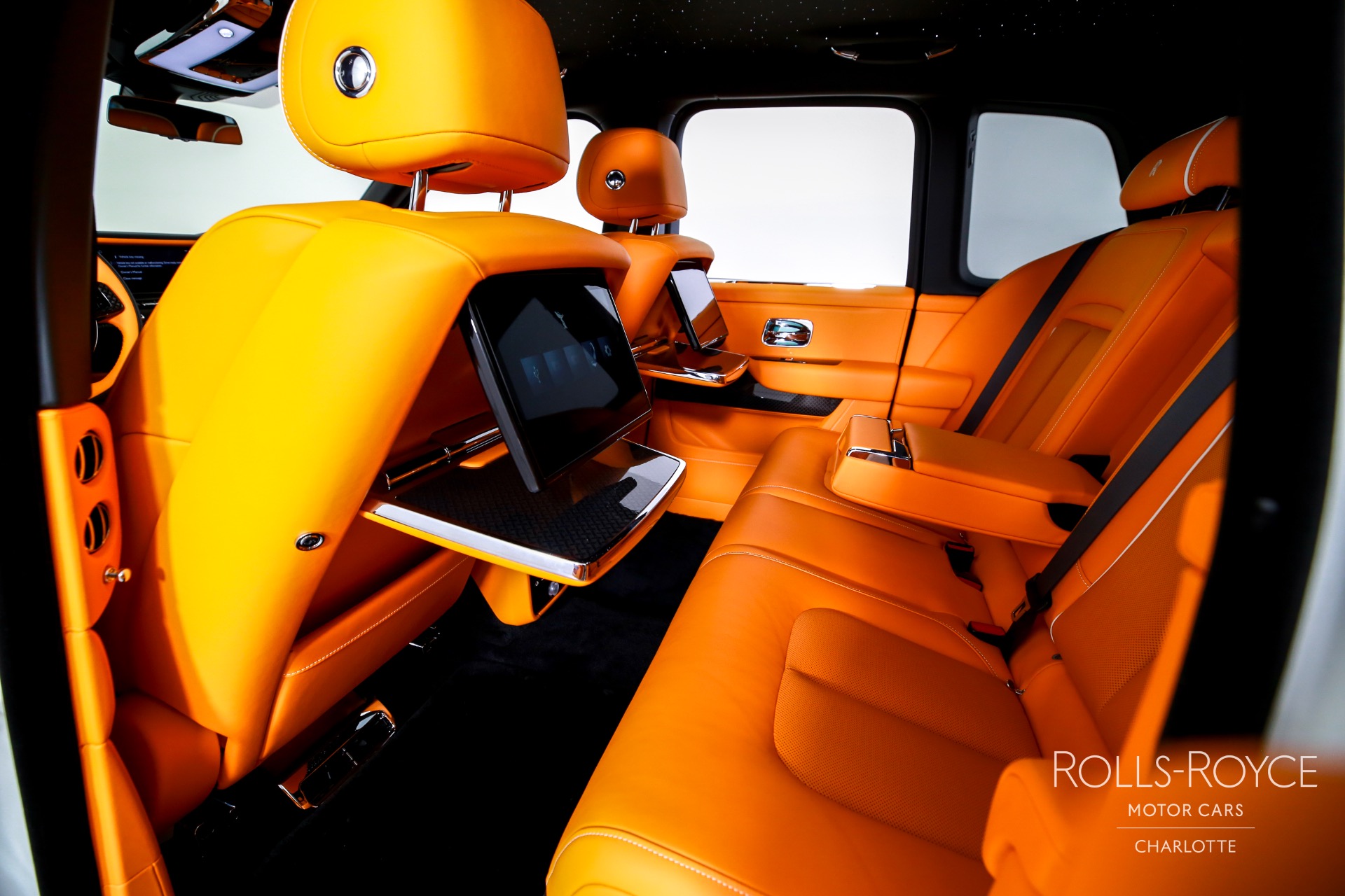 New 2025 Rolls-Royce Black Badge Cullinan | Charlotte, NC