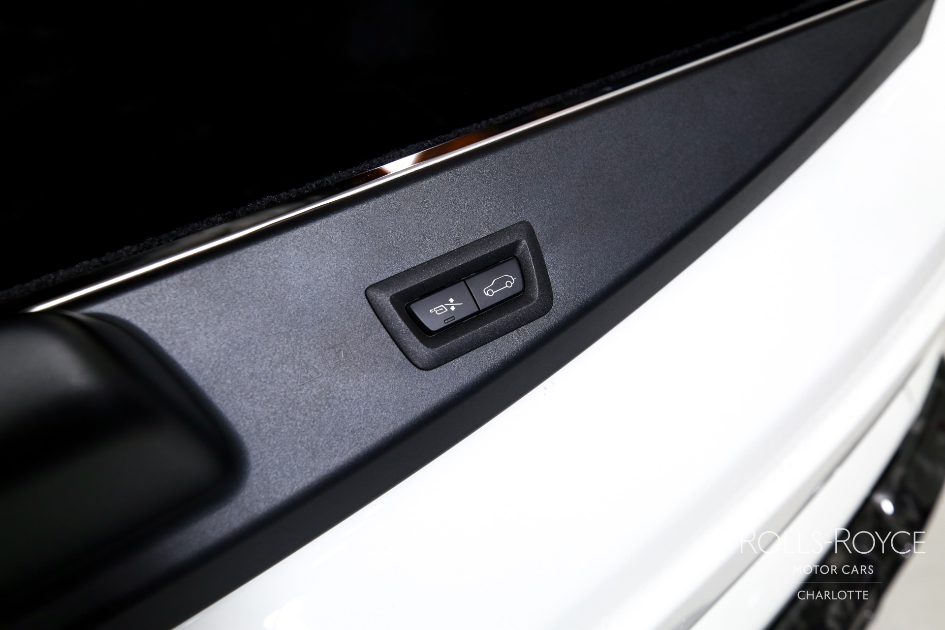 New 2025 Rolls-Royce Black Badge Cullinan | Charlotte, NC