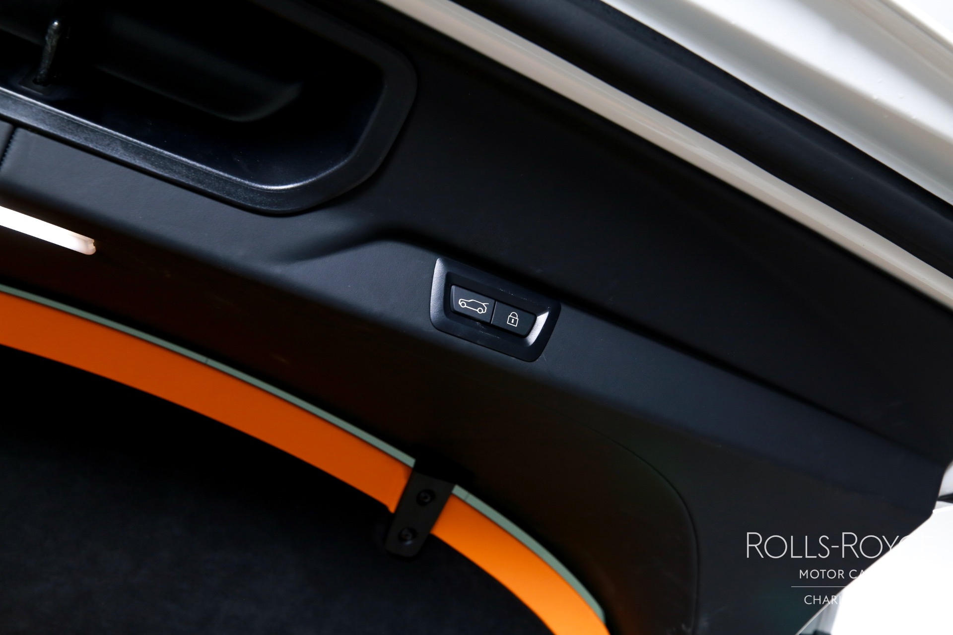 New 2025 Rolls-Royce Black Badge Cullinan | Charlotte, NC