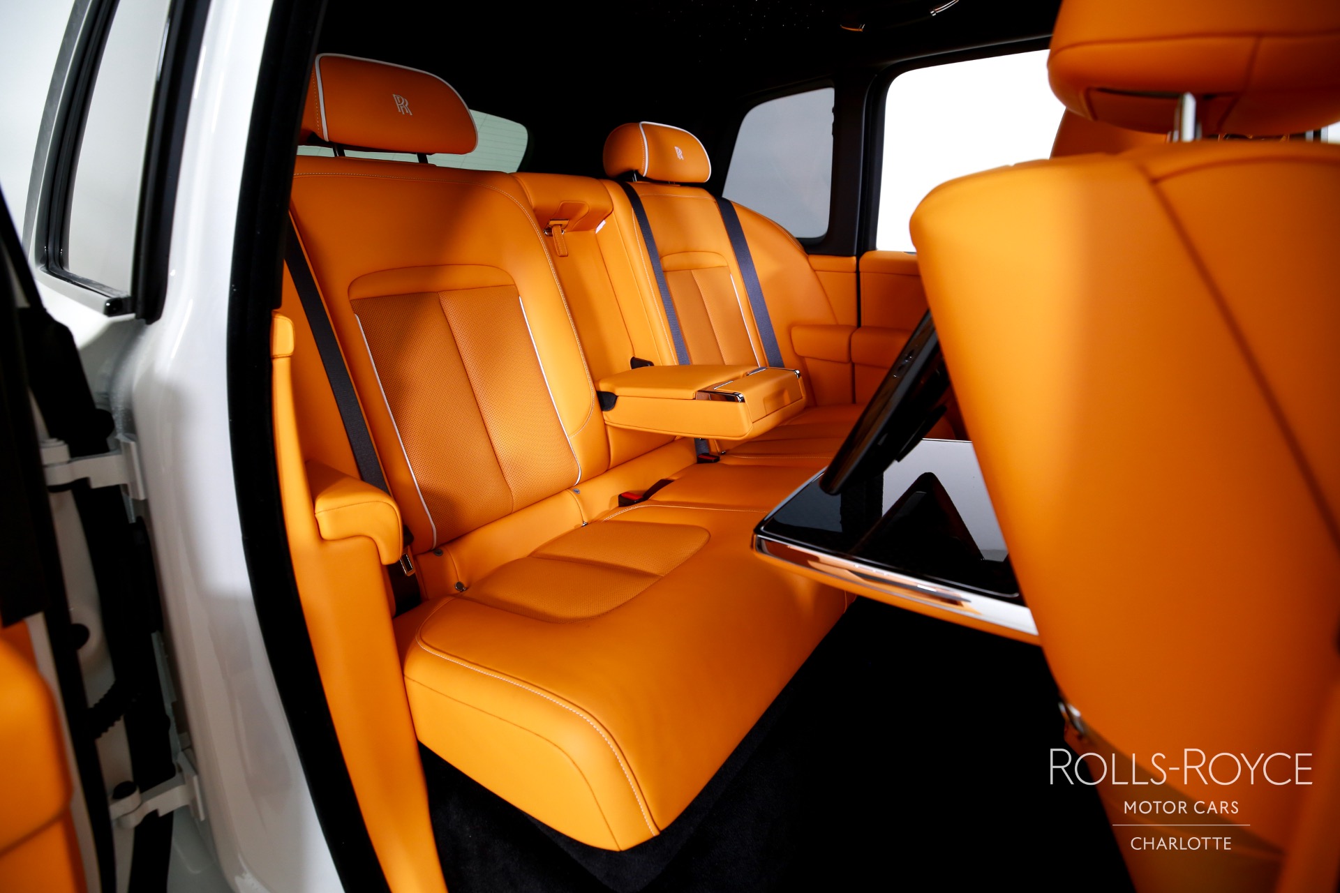 New 2025 Rolls-Royce Black Badge Cullinan | Charlotte, NC