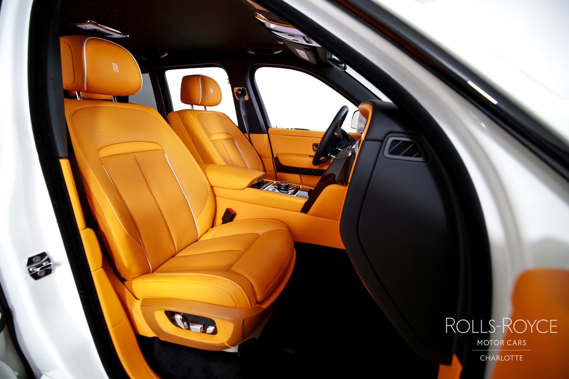 New 2025 Rolls-Royce Black Badge Cullinan | Charlotte, NC