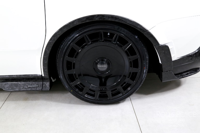 New-2025-Rolls-Royce-Black-Badge-Cullinan