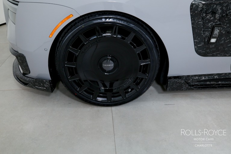 Used-2025-Rolls-Royce-Black-Badge-Spectre-MANSORY