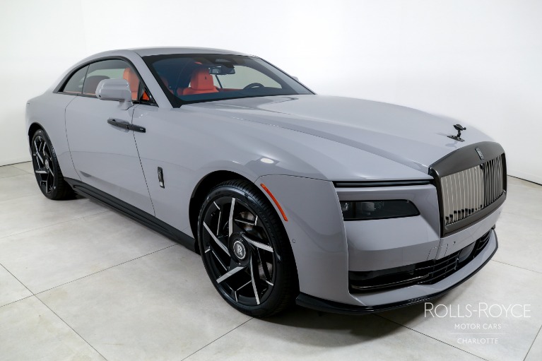 New-2025-Rolls-Royce-Black-Badge-Spectre