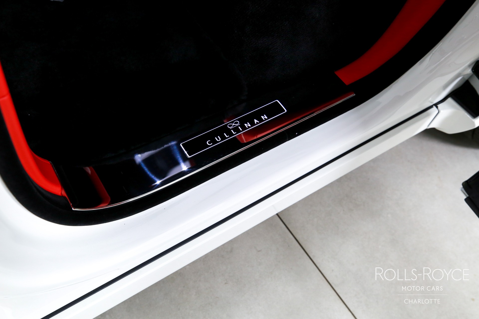 New 2025 Rolls-Royce Black Badge Cullinan  | Charlotte, NC