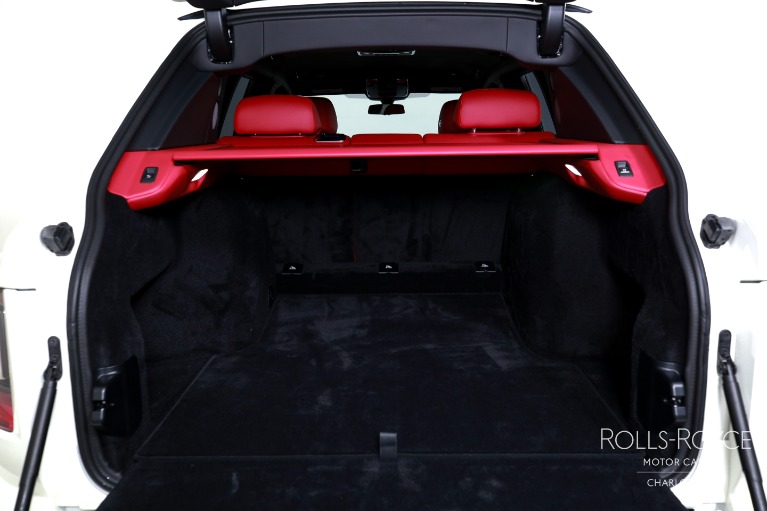 Used-2025-Rolls-Royce-Black-Badge-Cullinan