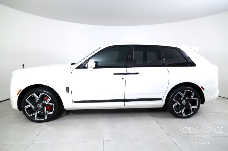 Used-2025-Rolls-Royce-Black-Badge-Cullinan