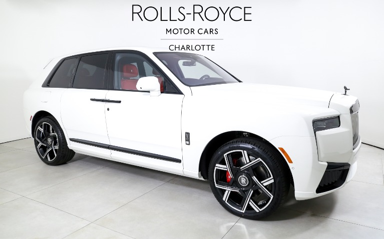 New-2025-Rolls-Royce-Black-Badge-Cullinan