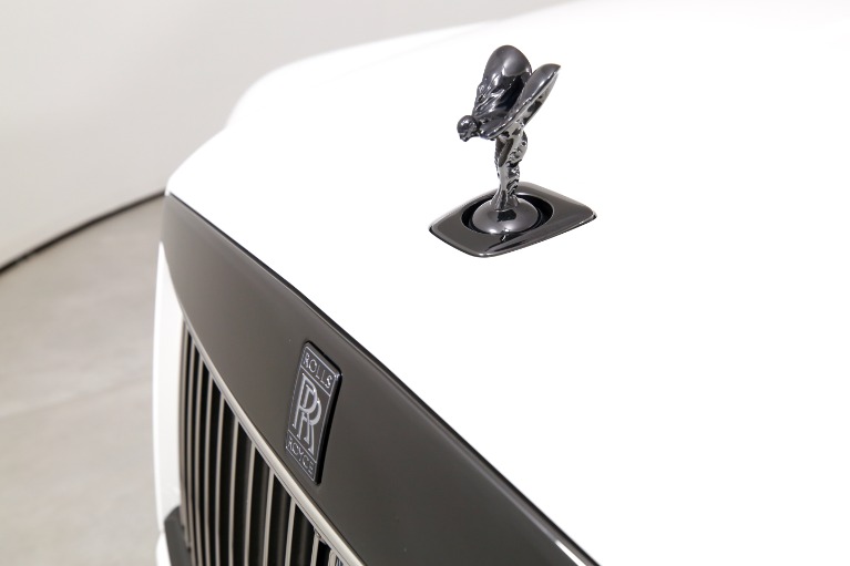Used-2025-Rolls-Royce-Black-Badge-Cullinan