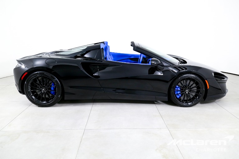 New-2025-McLaren-Artura-Spider