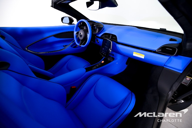 New-2025-McLaren-Artura-Spider