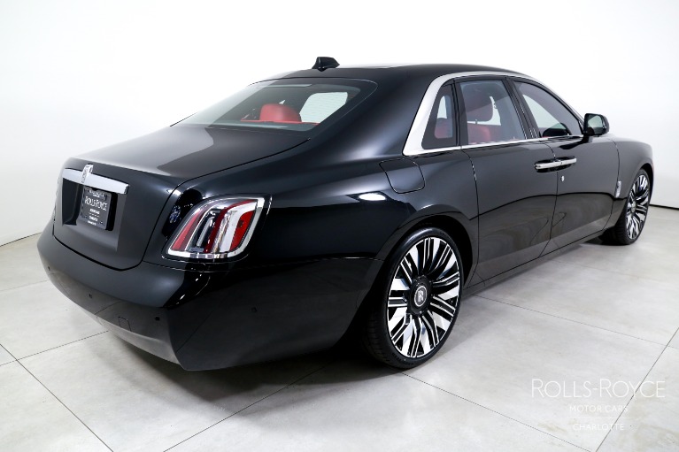 New-2025-Rolls-Royce-Ghost