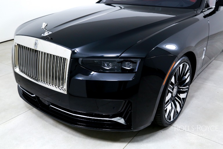 New-2025-Rolls-Royce-Ghost