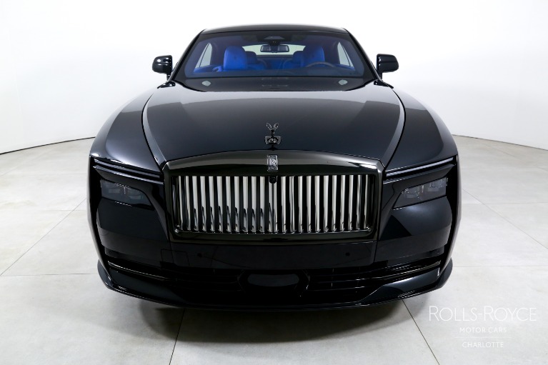 New-2025-Rolls-Royce-Black-Badge-Spectre