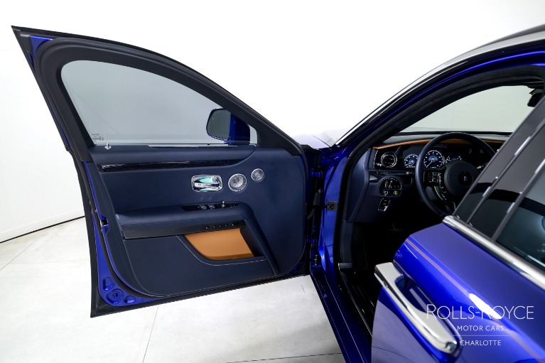Used-2022-Rolls-Royce-Ghost