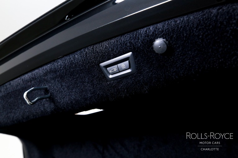 Used-2022-Rolls-Royce-Ghost