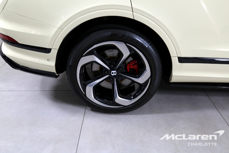 Used-2023-Bentley-Bentayga-S-V8